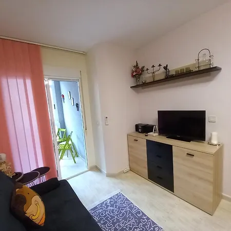 Elenita *