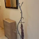 Elenita Apartment *